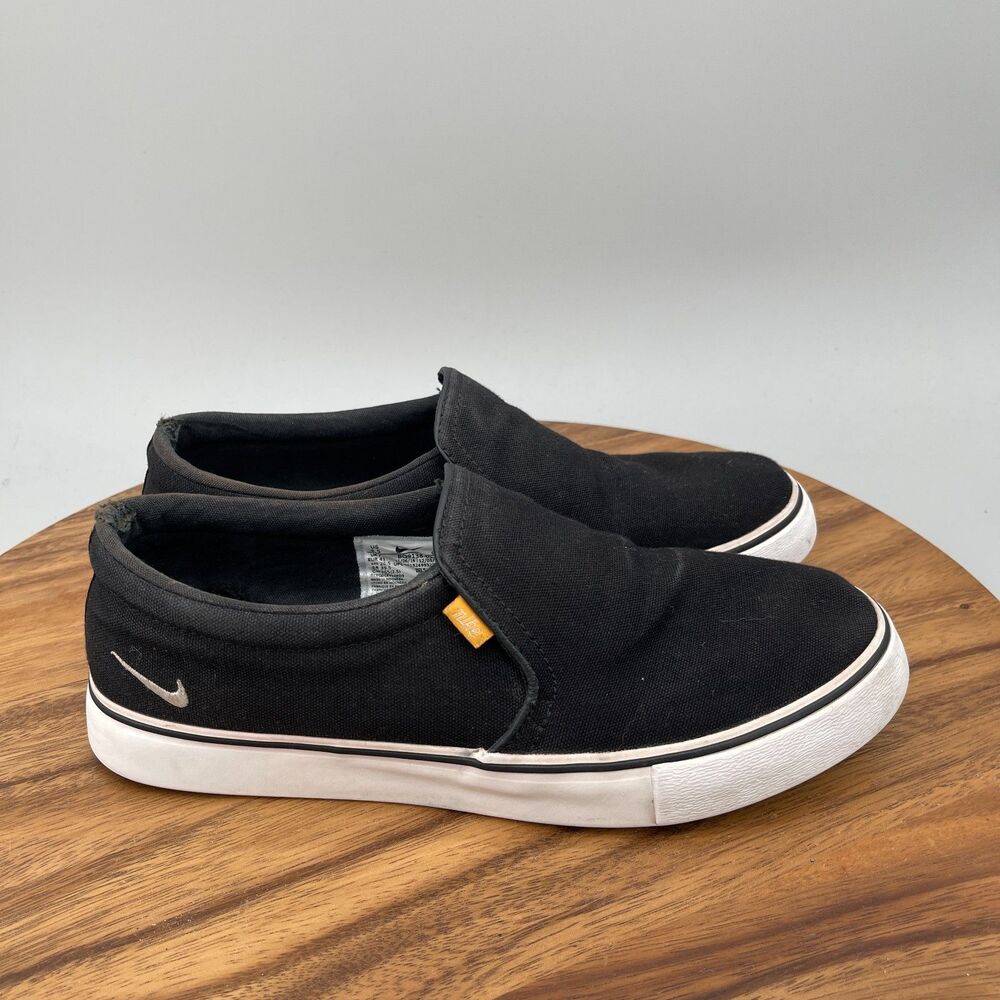 Nike Court Royale AC Shoes Womens Size 9.5 Black Slip On Casual Comfort Walking